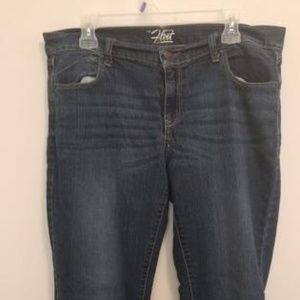 Old Navy The Flirt Jeans